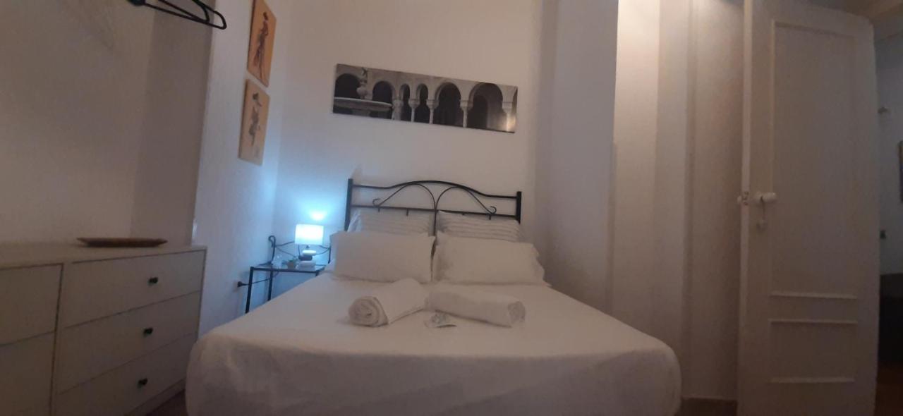 Apartamento Descalzos セビリア エクステリア 写真