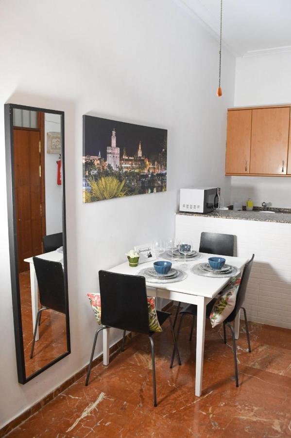 Apartamento Descalzos セビリア エクステリア 写真